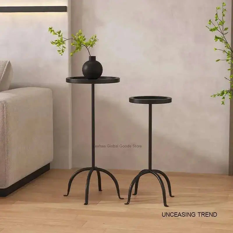 Retro Iron Small Apartment Simple Sofa Side Table Plant Shelves Patio Furniture Plant Stand Outdoor Flower Shelf Decorations